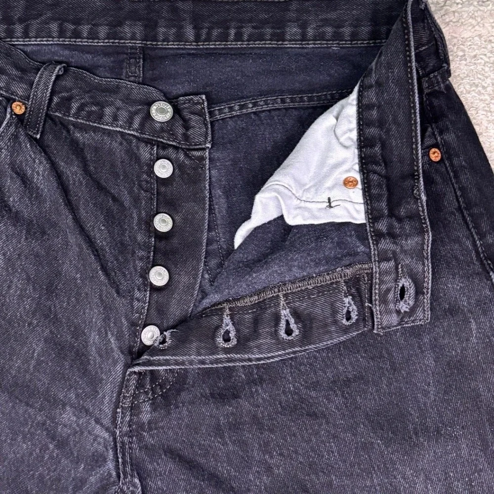 Levi's 501 Original Fit Jeans Men 36x30 Black‎ Straight Leg Button Fly Cotton